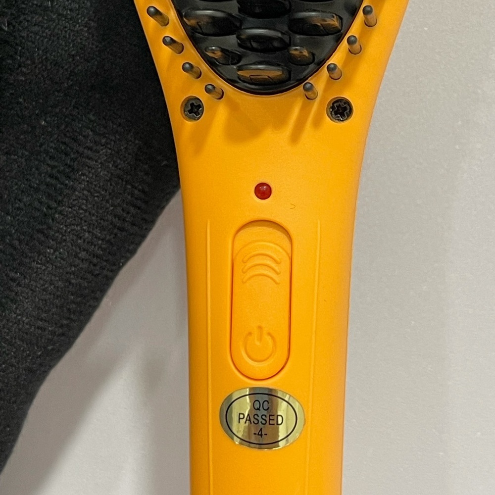 SOLEIL Mini Heat Styling Brush Apricot - Picture 5 of 11